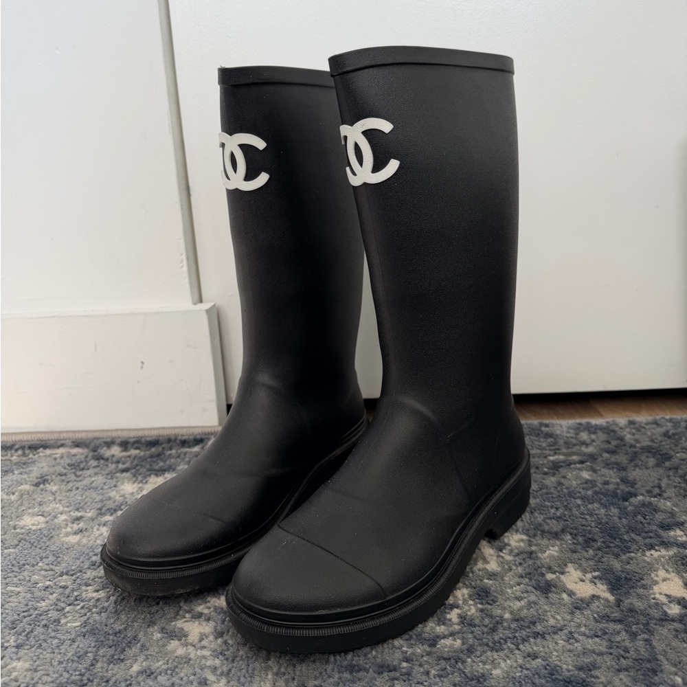 chanel rain boots